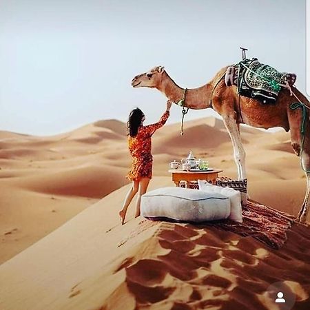 Отель Sahara Family Camp Мерзуга Экстерьер фото