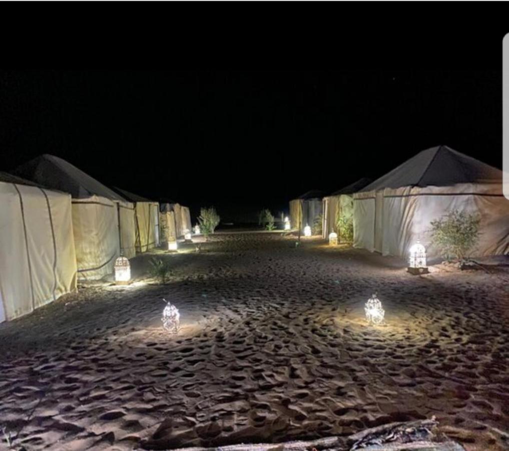 Отель Sahara Family Camp Мерзуга Экстерьер фото